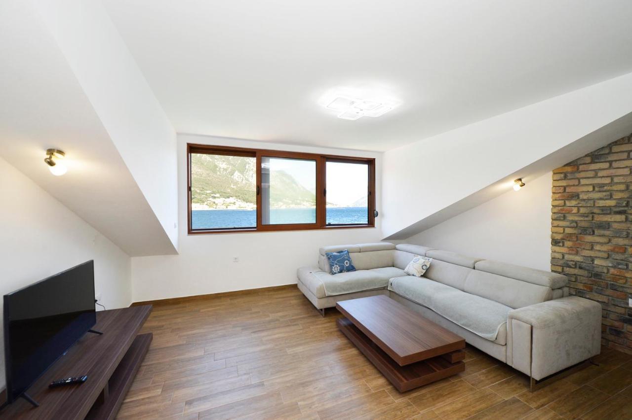 Viva Apartment Kotor Bagian luar foto